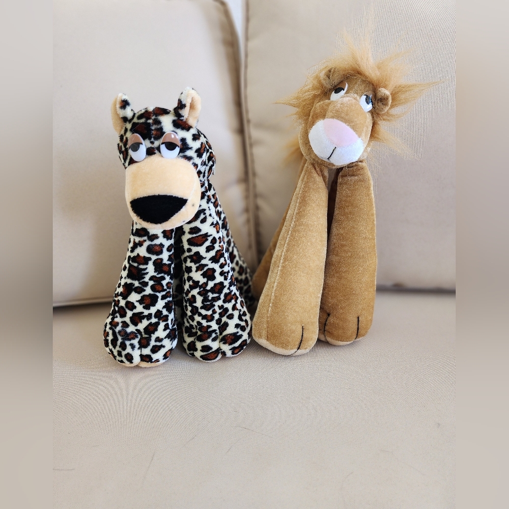 Vintage Its All Greek to Me Stuffed Lion and Leopard toy Zoo Animals